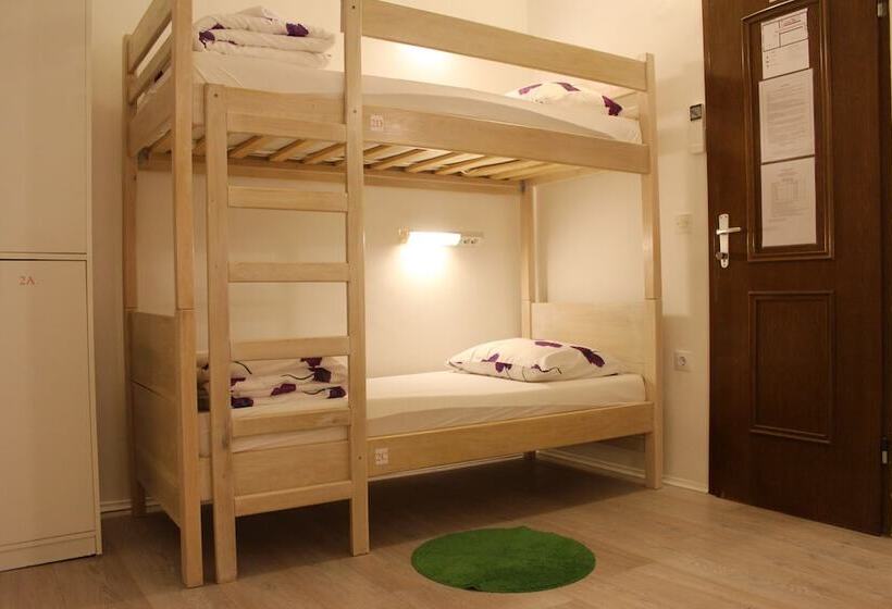 تختخواب در اتاق مشترک, Hostel Angelina Old Town Dubrovnik