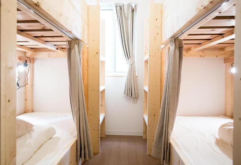 四人标准间, Iza Enoshima Guest House And Bar