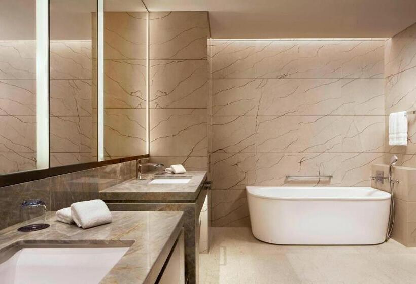 디럭스 스위트, Sheraton Shanghai Chongming