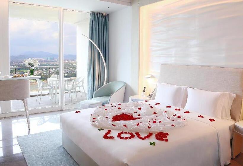 Номер Стандарт Вид на Озеро, The Mangrovetree Sanya Resort