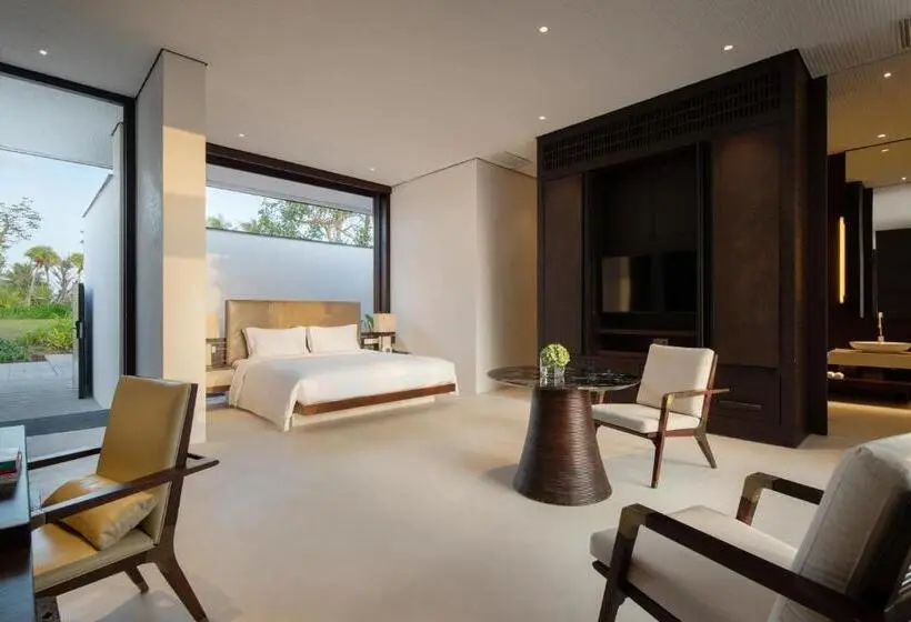 1 Bedroom Apartment Sea View