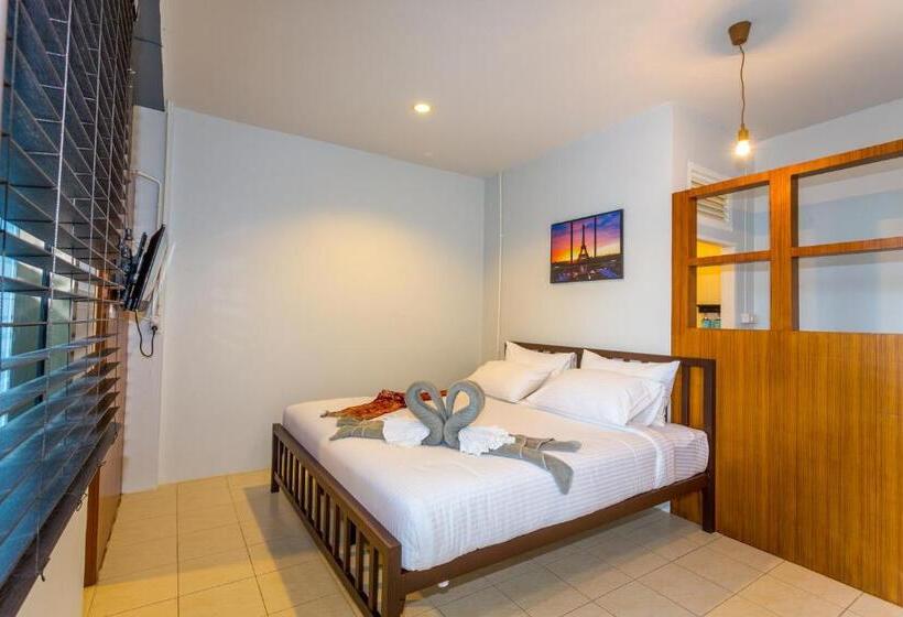 带阳台的豪华间, Khaolak Benzotel