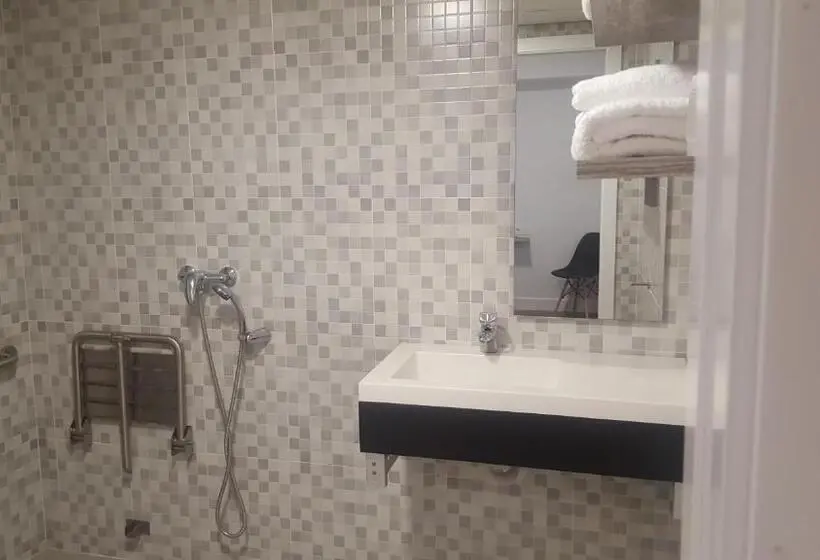 身障者適用スタンダードルーム, Deluxe Hostels & Suites Merida