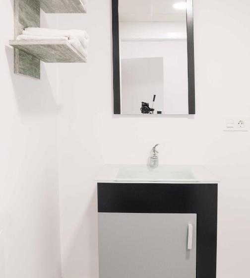 اتاق لوکس, Deluxe Hostels & Suites Merida