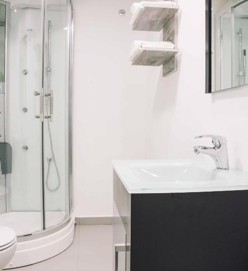 اتاق لوکس با تراس, Deluxe Hostels & Suites Merida