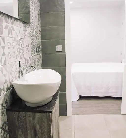 デラックススイート, Deluxe Hostels & Suites Merida