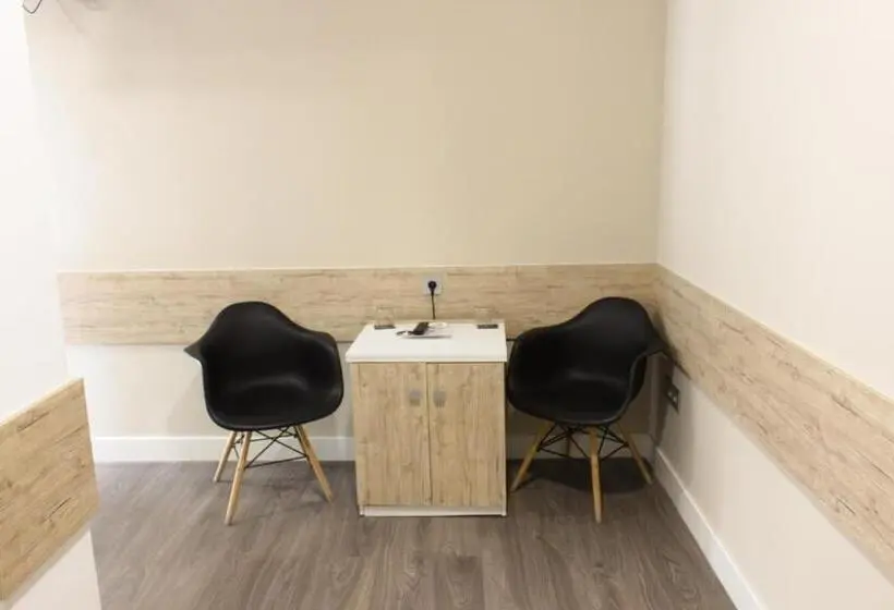デラックススイート, Deluxe Hostels & Suites Merida