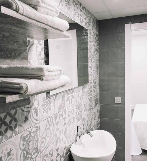 سوییت لوکس, Deluxe Hostels & Suites Merida