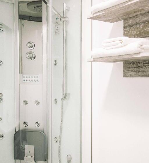 Семейный Номер Deluxe, Deluxe Hostels & Suites Merida
