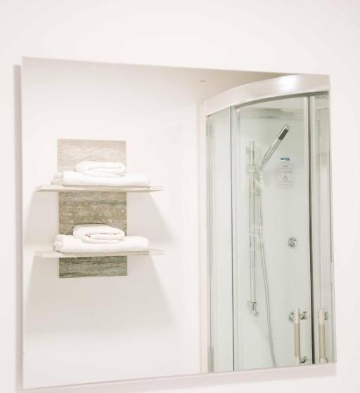 اتاق لوکس خانوادگی, Deluxe Hostels & Suites Merida