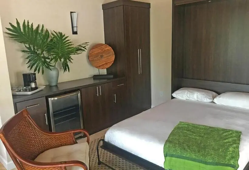 キングサイズベッドのデラックススイート, Dolphin Point Villas