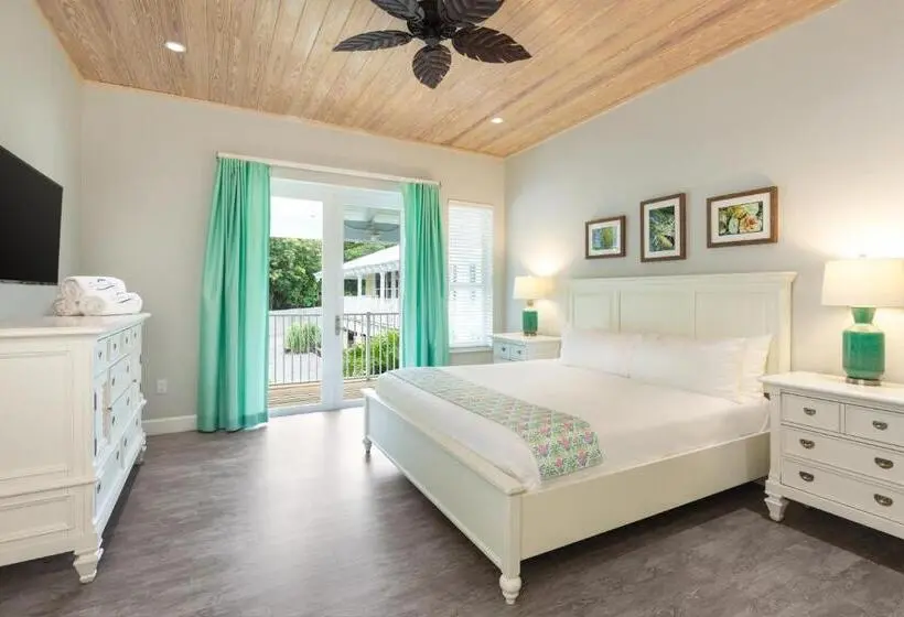 キングサイズベッドのデラックススイート, Dolphin Point Villas