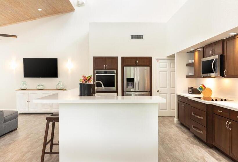 Вилла 1 Спальня, Dolphin Point Villas