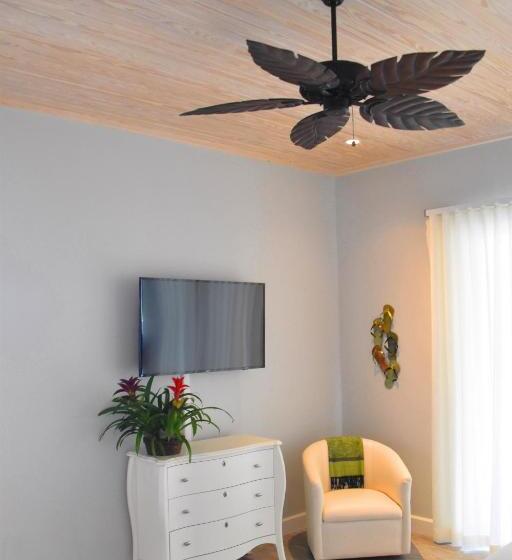 וילה דלוקס חדר שינה 1, Dolphin Point Villas