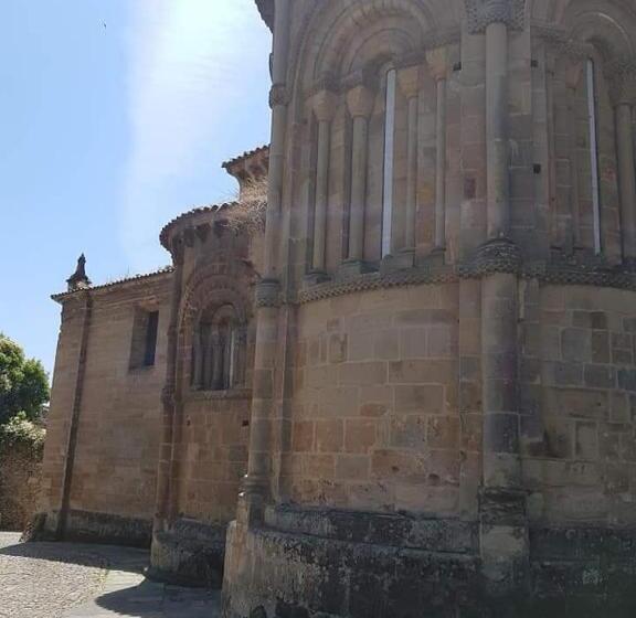 اتاق استاندارد سه نفره, Hospedaje Octavio