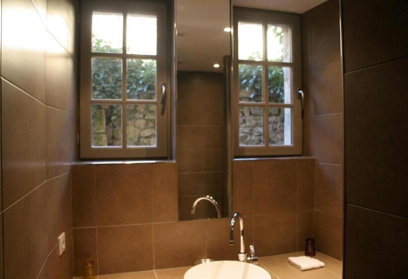 استودیوی استاندارد, Le Porche De Sarlat