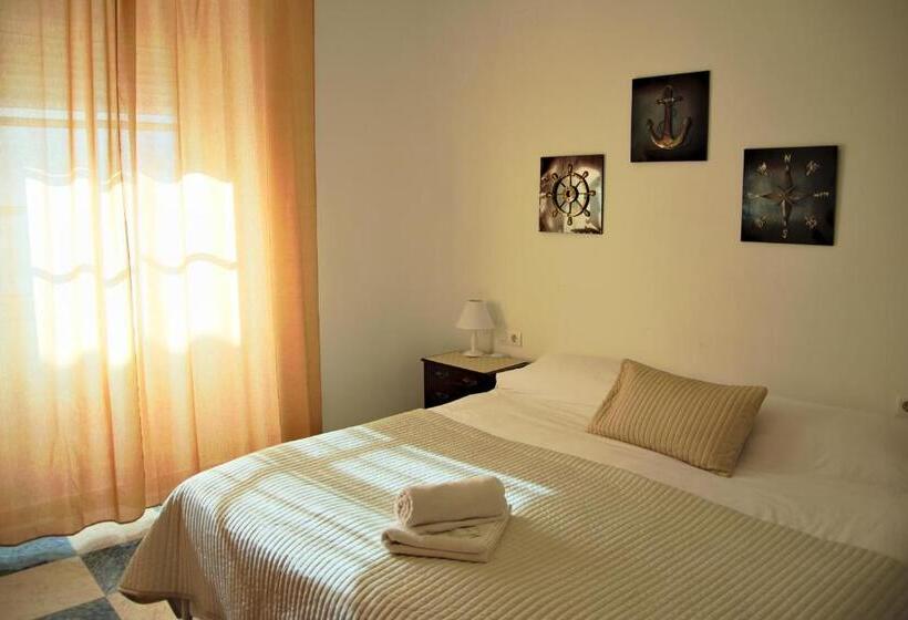 آپارتمان 1 خوابه, Spanish Galleon Lodge