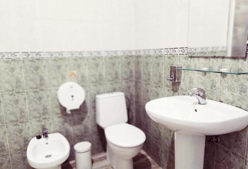 اتاق استاندارد یک نفره, Spanish Galleon Lodge