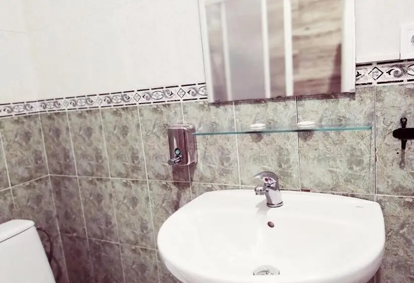 اتاق استاندارد یک نفره, Spanish Galleon Lodge