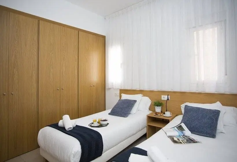 آپارتمان 3 خوابه, Singularstays Mar44