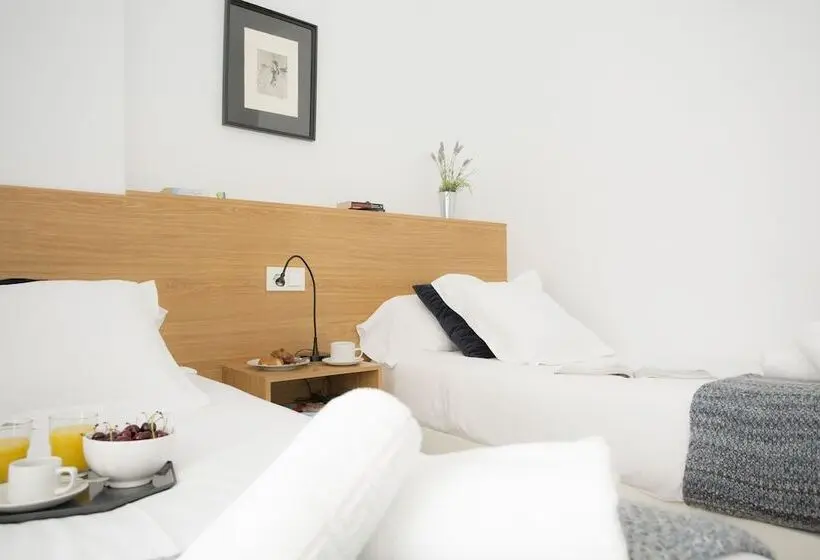 آپارتمان 3 خوابه, Singularstays Mar44