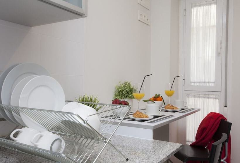 شقة 3 غرف, Singularstays Mar44