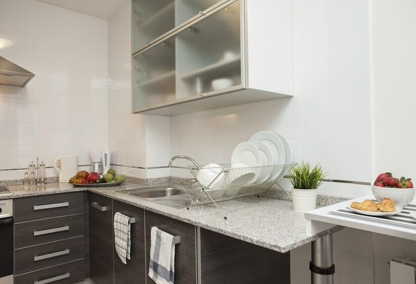 شقة 3 غرف, Singularstays Mar44