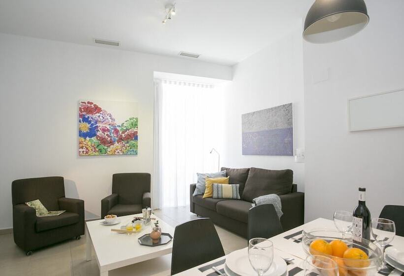 شقة 3 غرف, Singularstays Mar44