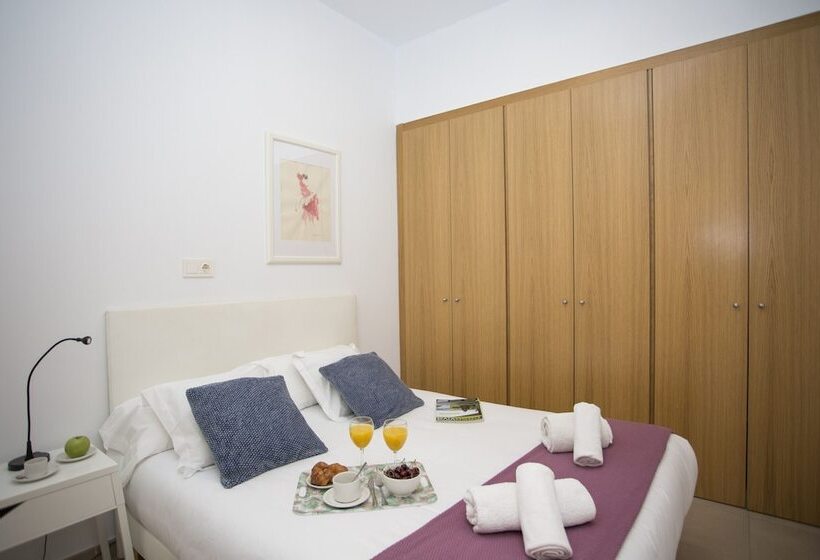 شقة 3 غرف, Singularstays Mar44