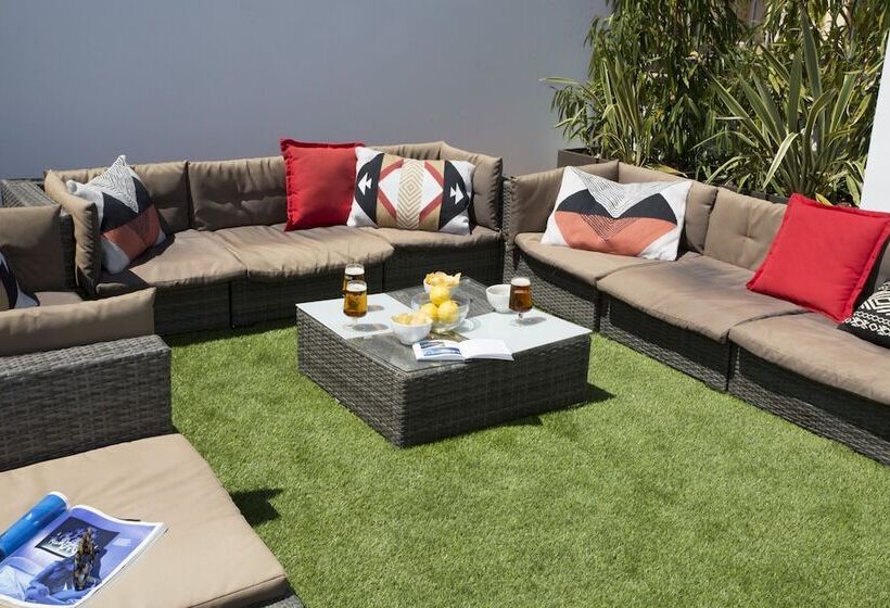 شقة دور أخير غرفة نوم واحدة, Singularstays Mar44