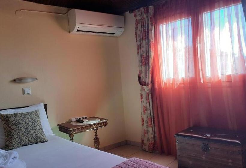 غرفة إقتصادية رباعية, Aeolic Star