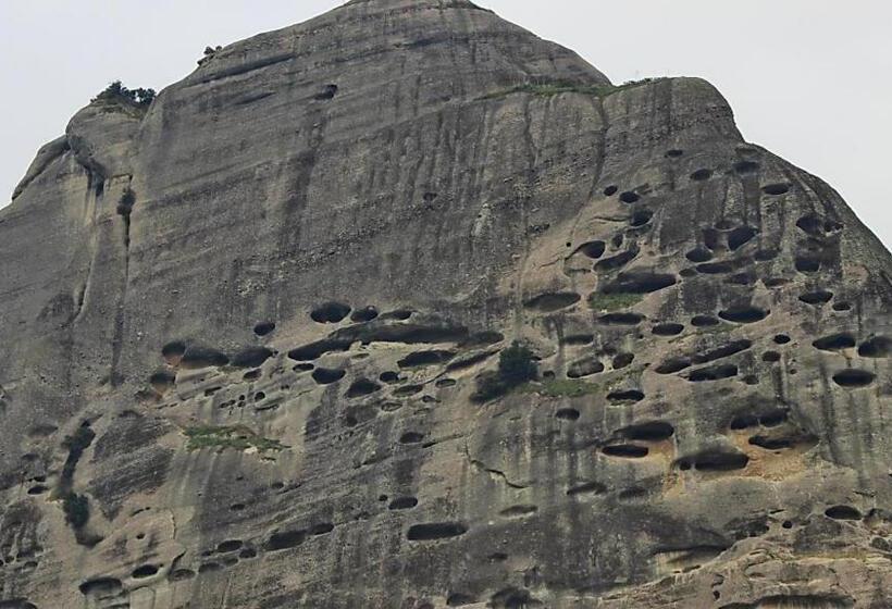 غرفة قياسية ذات إطلالة, Aeolic Star