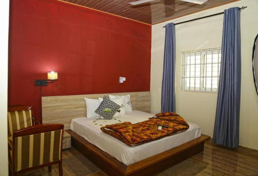 Deluxe Room, Grand Star