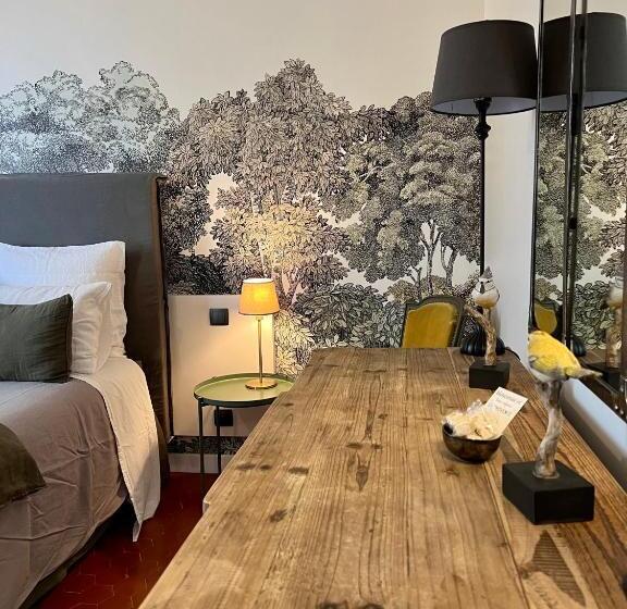 Comfort room with garden view, Mas Château Blanc