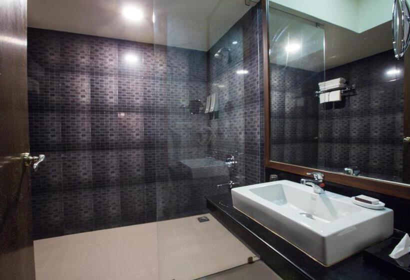 豪华房间, Residency Club