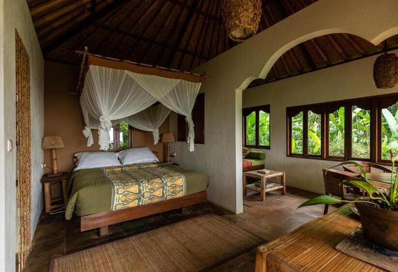 חדר סטנדרט עם מרפסת, Sarinbuana Eco Lodge