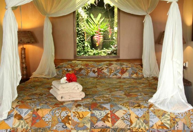 חדר סטנדרט עם מרפסת, Sarinbuana Eco Lodge