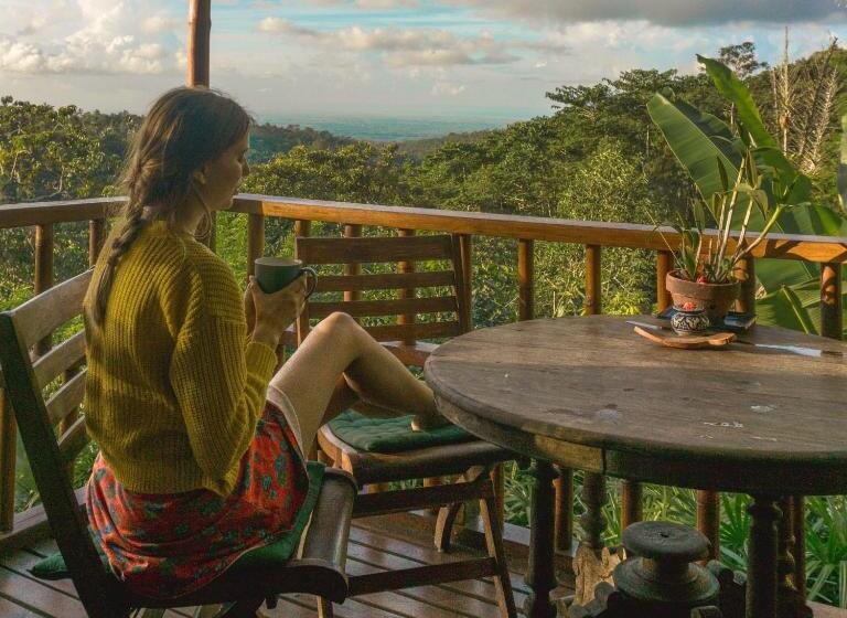 Семейный Номер, Sarinbuana Eco Lodge