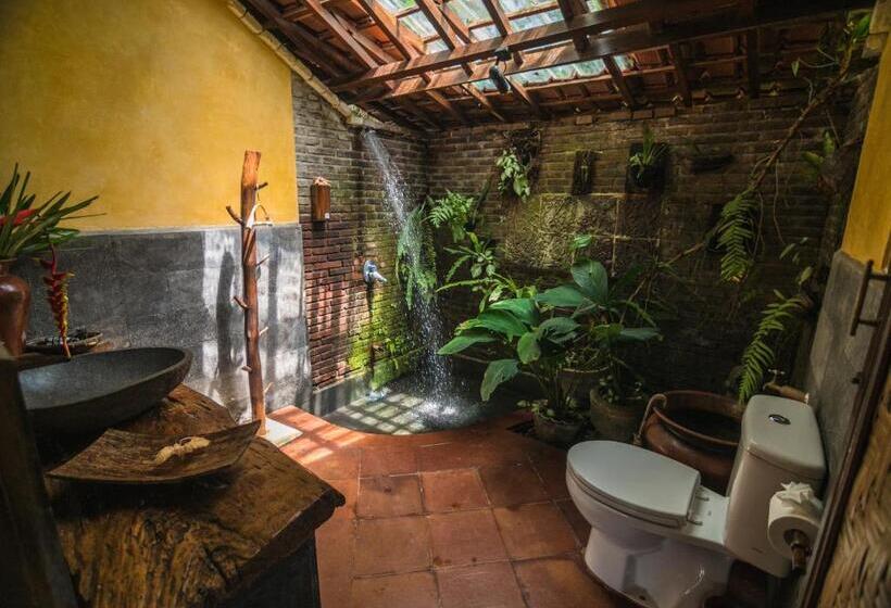 חדר משפחתי דלוקס, Sarinbuana Eco Lodge