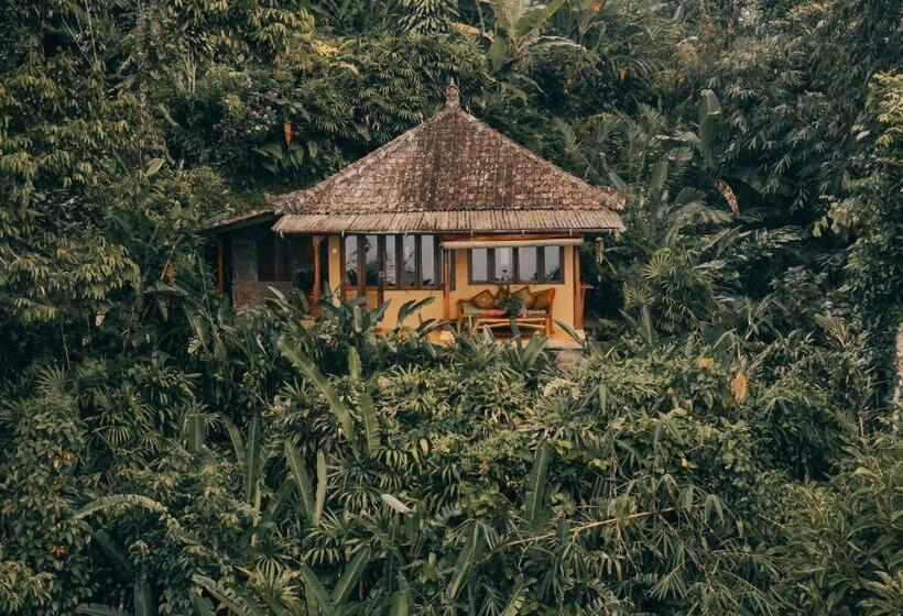 חדר סטנדרט עם מרפסת, Sarinbuana Eco Lodge