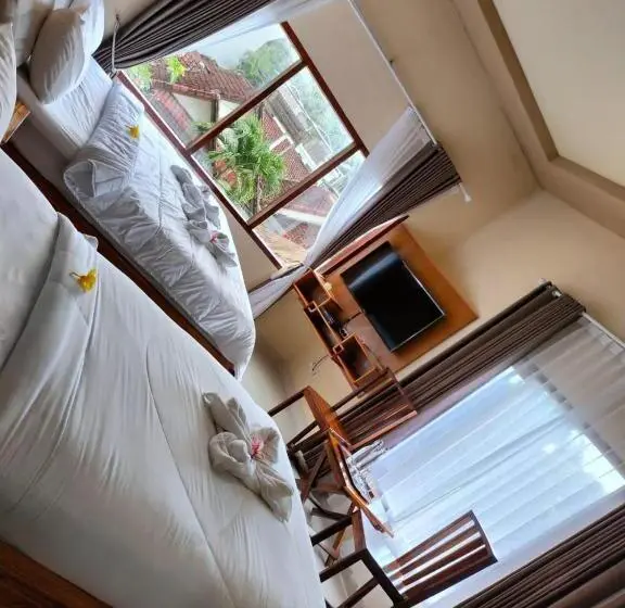 デラックスファミリールーム, Semilir Inn Senggigi