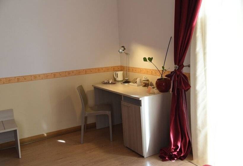 اتاق استاندارد, B&b The Queens