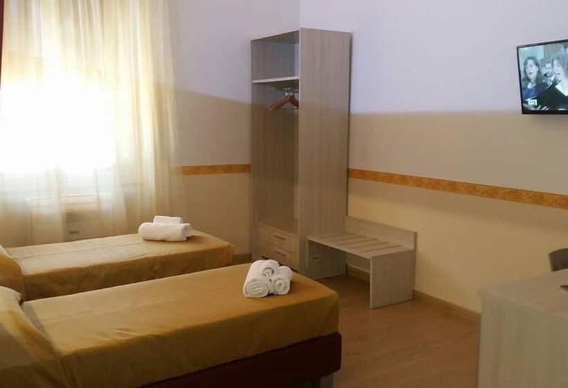 اتاق استاندارد, B&b The Queens