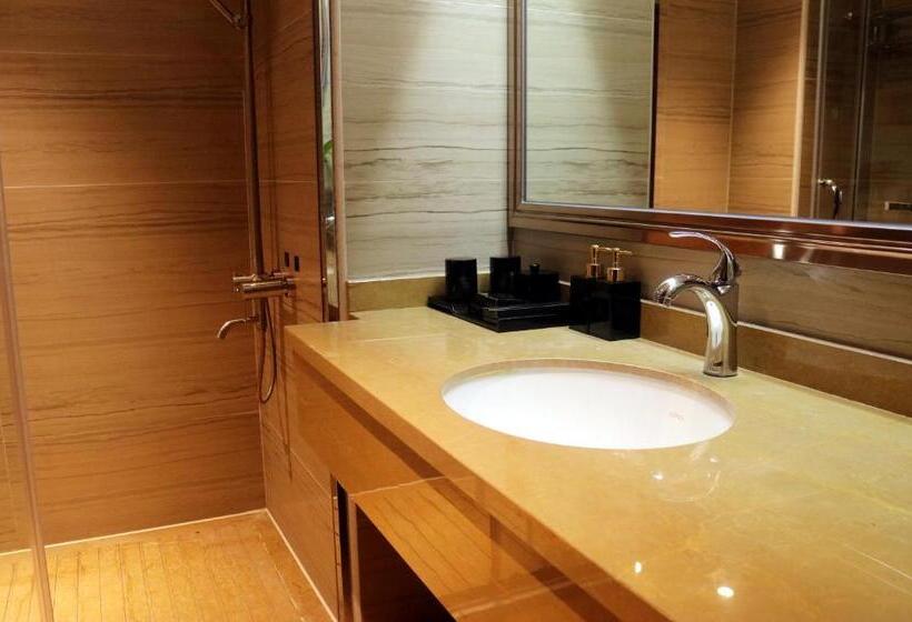 Номер Deluxe с Балконом, Chang Palace Vientiane