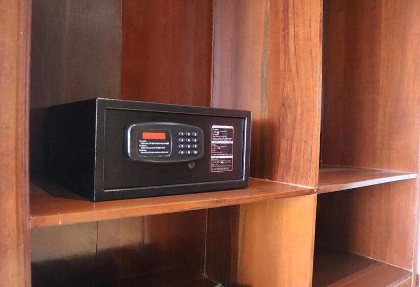 Номер Deluxe с Балконом, Chang Palace Vientiane