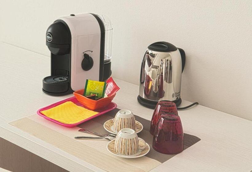 غرفة عائلية, Four Rooms Guesthouse