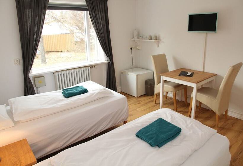 اتاق استاندارد با سرویس بهداشتی مشترک, Olga Guesthouse