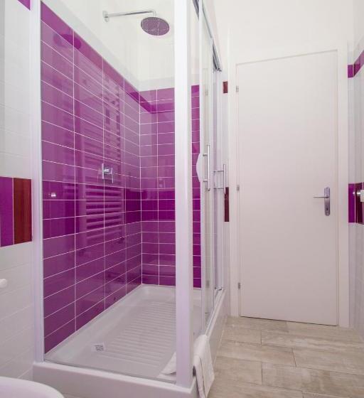 اتاق راحتی سه تخته, Suite Room Fiumicino