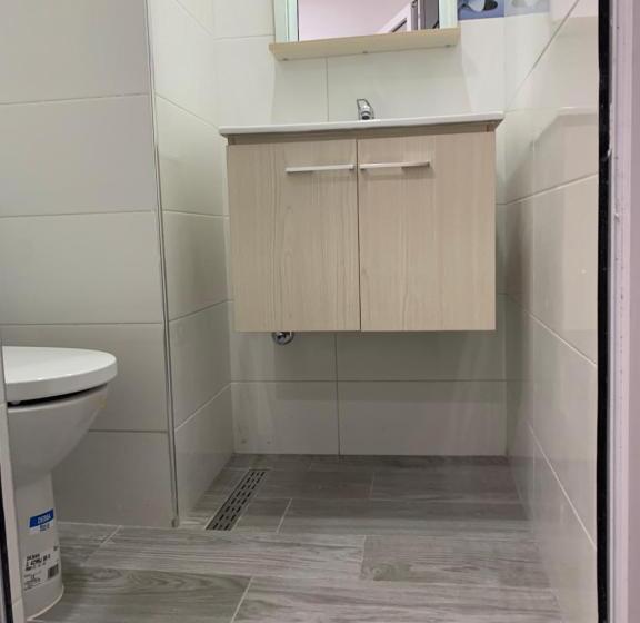 استودیوی استاندارد, Appart Hotel Monaco