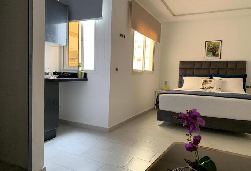 استودیوی استاندارد, Appart Hotel Monaco